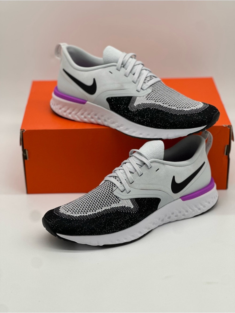 Nike Men’s Black, White & Purple Knit Running Sneakers - Picture 8 of 9